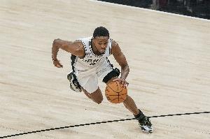 德甲拜仁VS勒沃库森_在线直播_免费高清观看_进球集锦