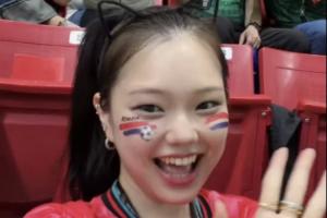 遭墨西哥球迷种族歧视！FIFA邀请韩国女网红观战韩国VS墨西哥比赛直播_免费高清观看_首发阵容_战术解读