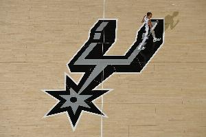 NBA热火vs76人_免费直播入口_全场录像回放