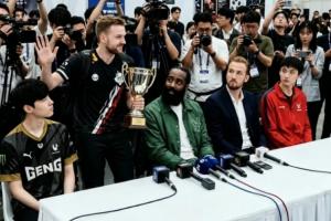 Niko退出群聊！“同意俱乐部”还剩哈登、凯恩、Chovy、AME