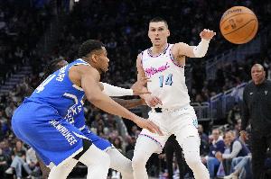 NBA湖人vs雷霆直播_高清无插件观看入口
