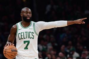 球帝NBA原声解说_高清直播_无插件在线观看