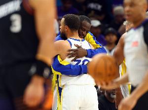 NBA太阳vs篮网_免费视频直播_高清无插件观看