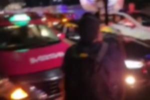 在线观看墨西哥球迷聚集在厄瓜多尔下榻酒店外，制造噪音影响VS手休息直播_无插件免费观看