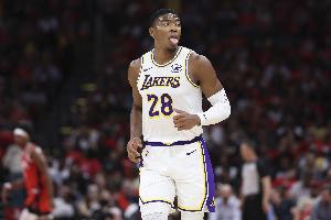 乐球NBA火车上看_免费视频直播_高清无插件观看