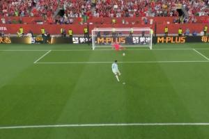 今晚乐球tvapp下载直播_免费高清无插件观看