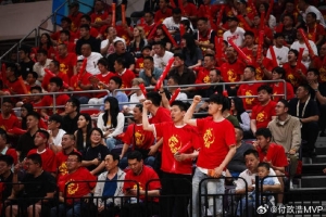 今晚球帝NBA火车上看直播_免费高清无插件观看